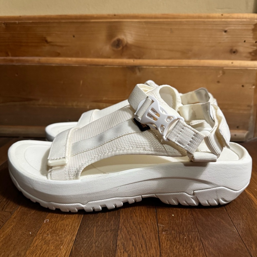 Mens Teva sneakers in white size 12
